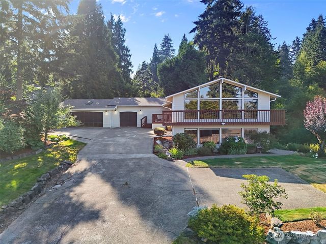 13807 Military Road E, Puyallup, WA 98374