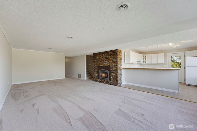 13807 Military Road E, Puyallup, WA 98374