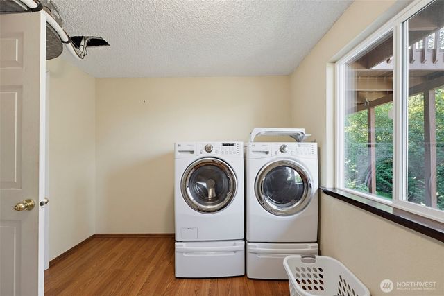 13807 Military Road E, Puyallup, WA 98374