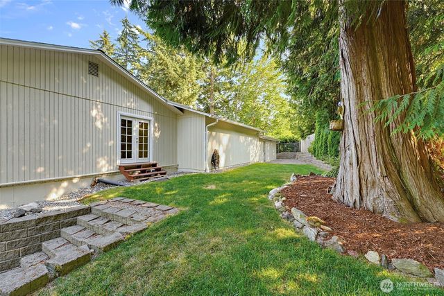 13807 Military Road E, Puyallup, WA 98374