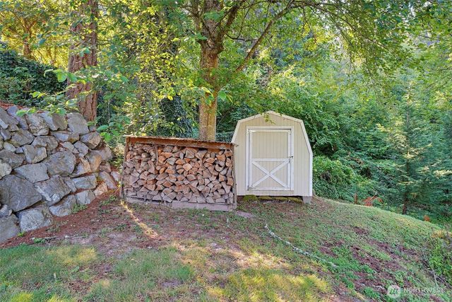 13807 Military Road E, Puyallup, WA 98374