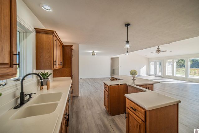 2496 Ross Crossing Rd, Kevil, KY 42053