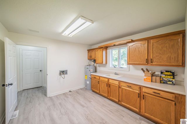 2496 Ross Crossing Rd, Kevil, KY 42053