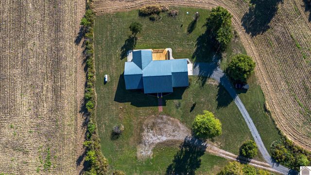 2496 Ross Crossing Rd, Kevil, KY 42053