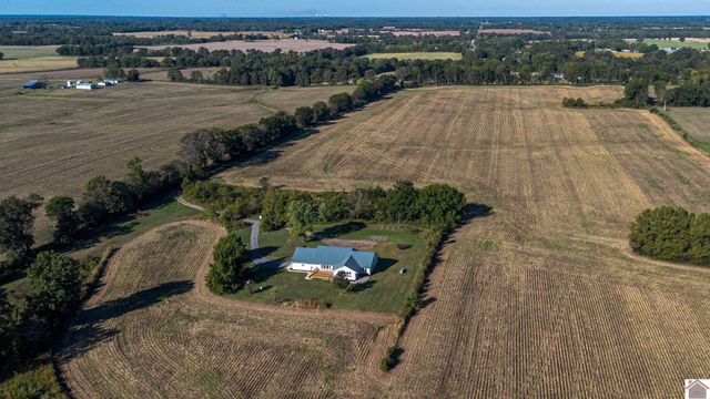 2496 Ross Crossing Rd, Kevil, KY 42053