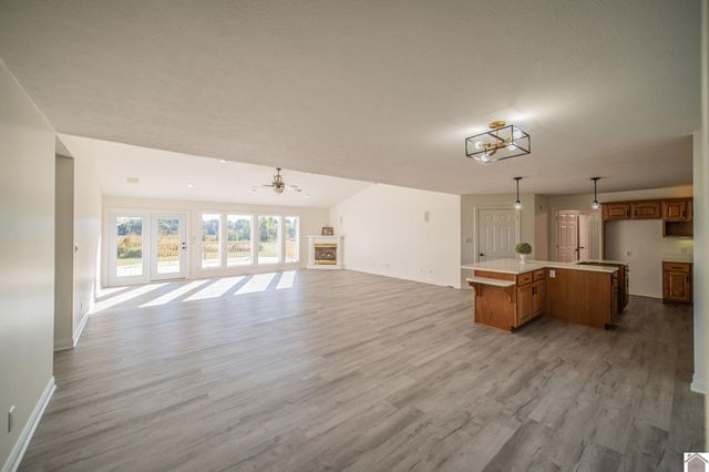 2496 Ross Crossing Rd, Kevil, KY 42053