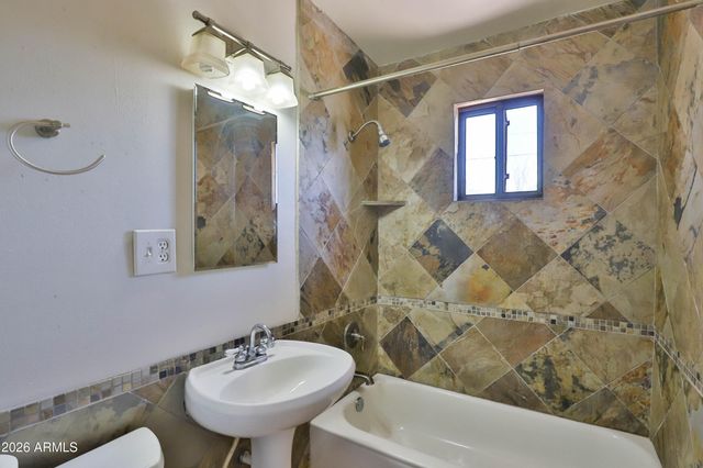 4243 E Campbell Avenue, Phoenix, AZ 85018