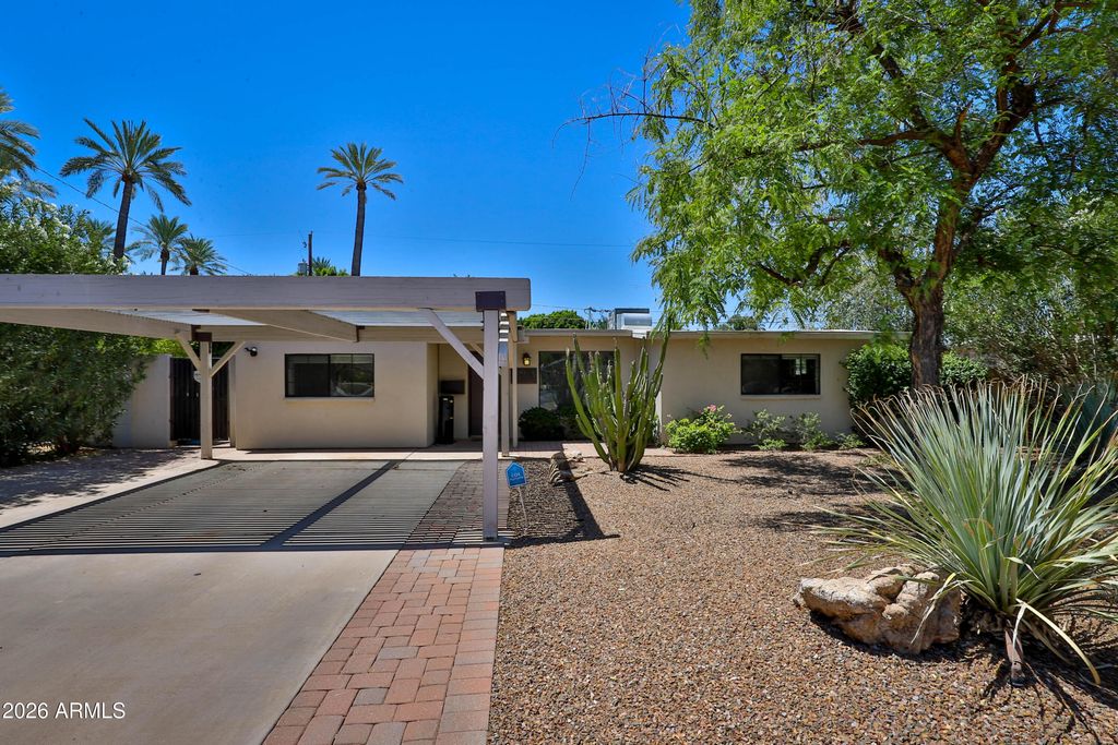 4243 E Campbell Avenue, Phoenix, AZ 85018