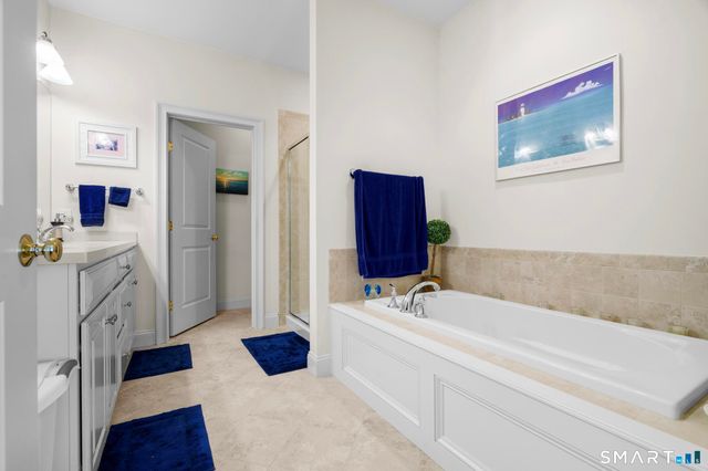 46 Great Heron Lane 46, Brookfield, CT 06804