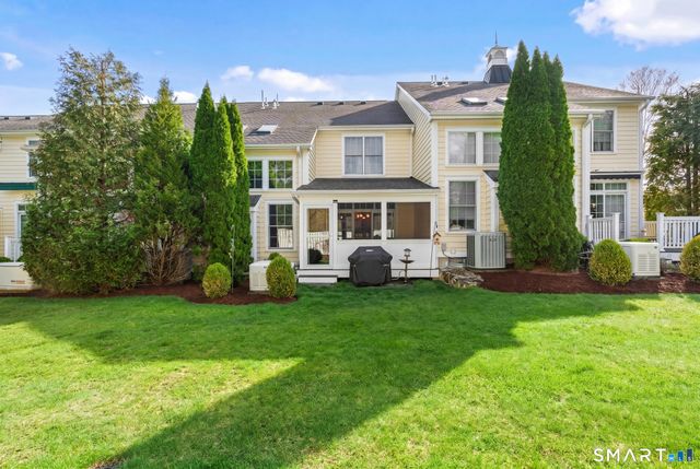 46 Great Heron Lane 46, Brookfield, CT 06804