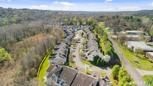 46 Great Heron Lane 46, Brookfield, CT 06804