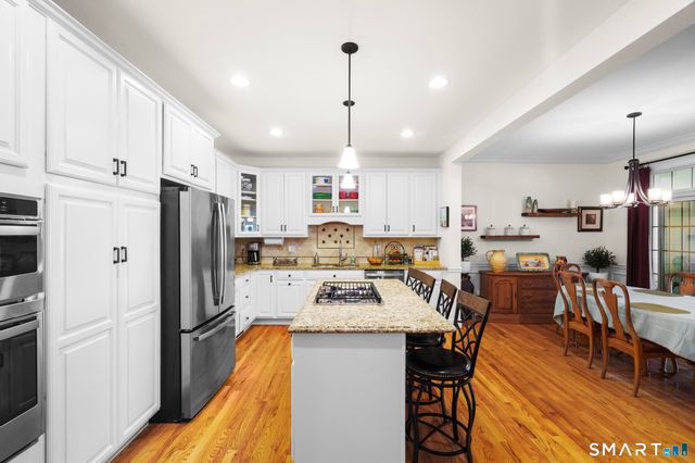 46 Great Heron Lane 46, Brookfield, CT 06804