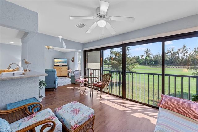 5890 Trailwinds DR 522, Fort Myers, FL 33907