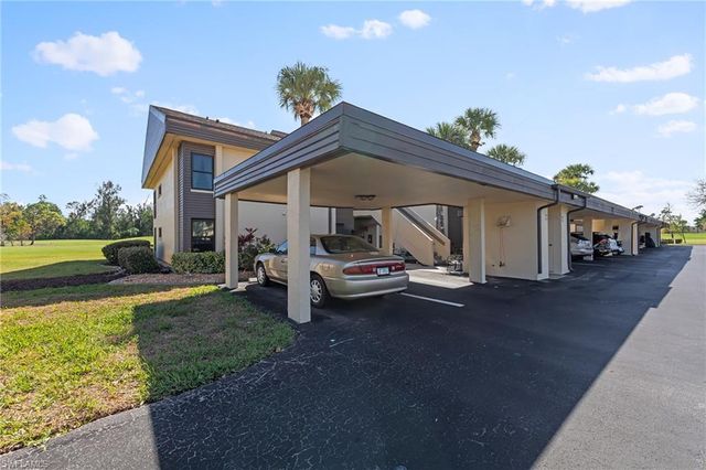 5890 Trailwinds DR 522, Fort Myers, FL 33907