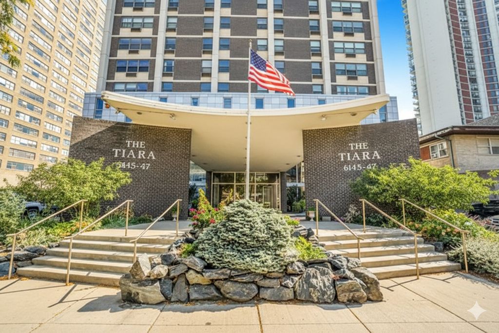 6147 N Sheridan Road 7A, Chicago, IL 60660