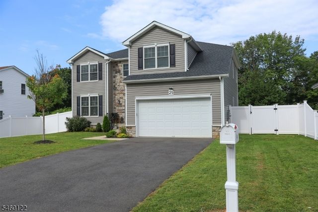 25 FerroMonte Ave, Roxbury Twp., NJ 07847
