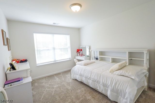 25 FerroMonte Ave, Roxbury Twp., NJ 07847