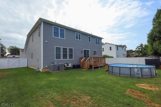 25 FerroMonte Ave, Roxbury Twp., NJ 07847