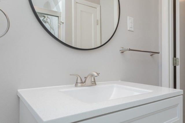 207 BURNLEY DR, Staunton, VA 24401