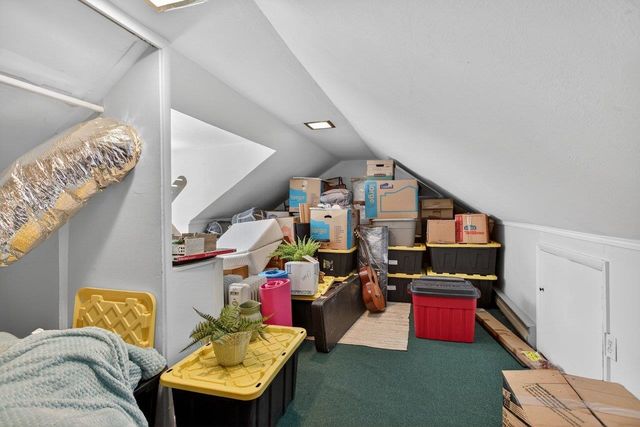 207 BURNLEY DR, Staunton, VA 24401