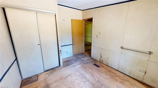 5080 Sandy Clay LN, Gloucester, VA 23061