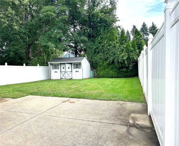 413 HALLEY Street, Erie, PA 16511