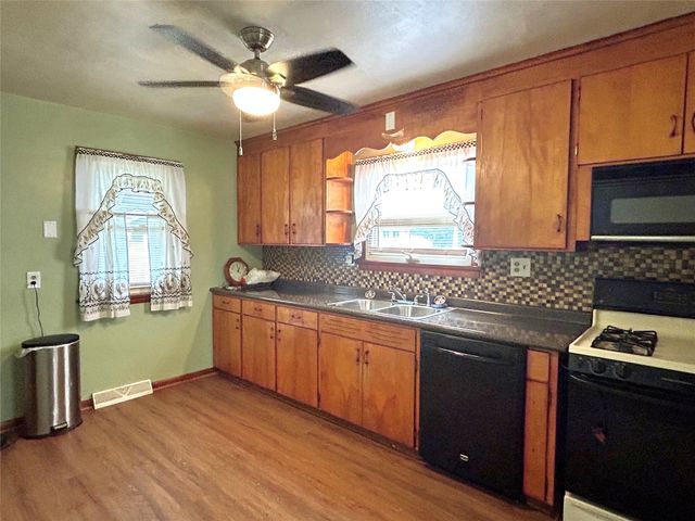 413 HALLEY Street, Erie, PA 16511