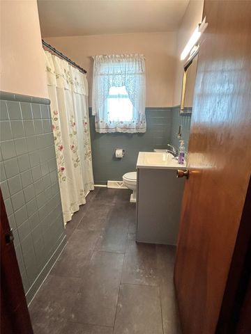 413 HALLEY Street, Erie, PA 16511