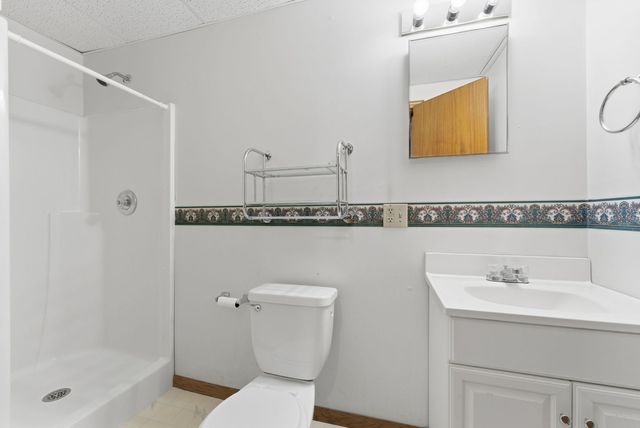 1208 W Donahue Street, Eldridge, IA 52748