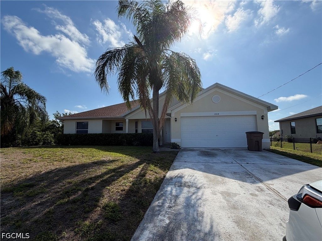 1004 Casino AVE, Lehigh Acres, FL 33971