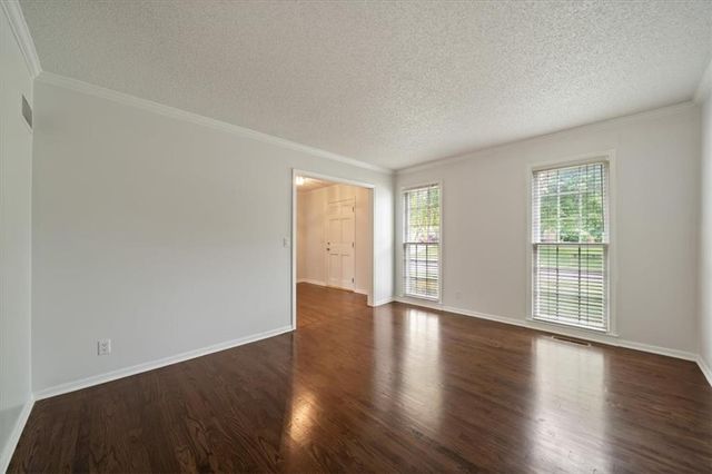 13404 W 84th Street, Lenexa, KS 66215