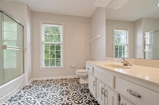 13404 W 84th Street, Lenexa, KS 66215