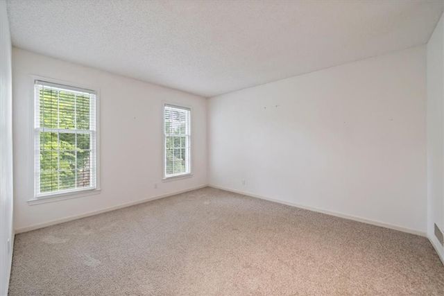 13404 W 84th Street, Lenexa, KS 66215