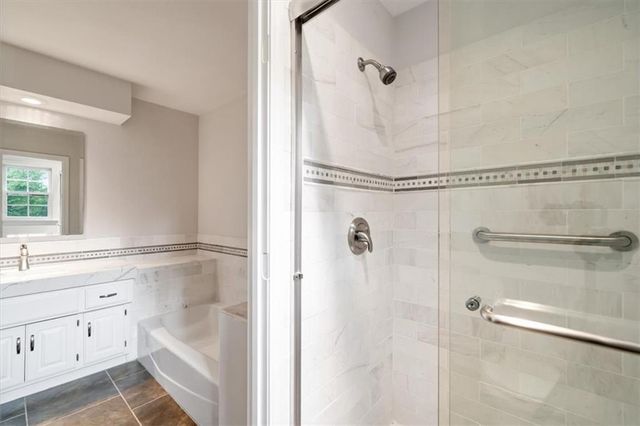 13404 W 84th Street, Lenexa, KS 66215