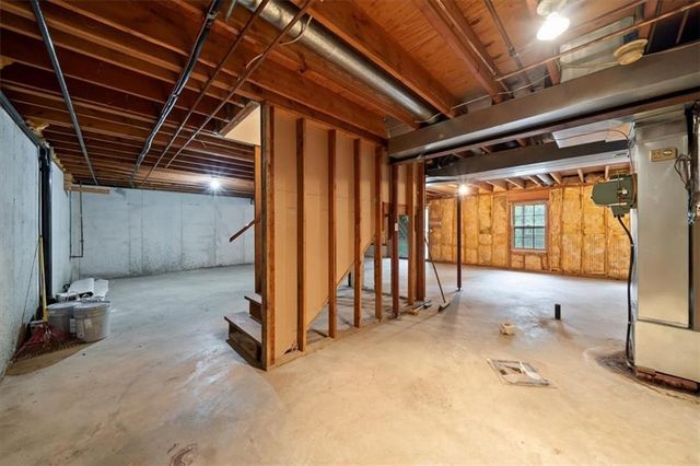13404 W 84th Street, Lenexa, KS 66215