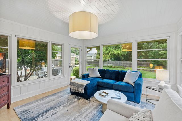 5234 Hollywood Road, Edina, MN 55436