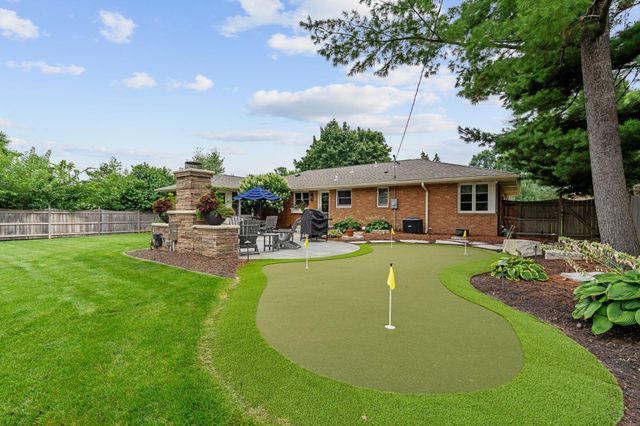 5234 Hollywood Road, Edina, MN 55436