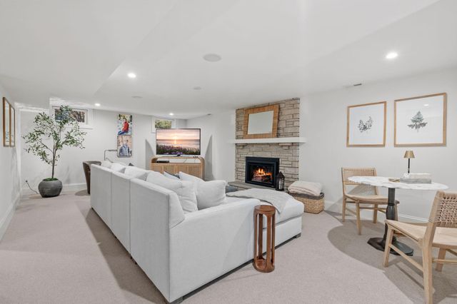 5234 Hollywood Road, Edina, MN 55436