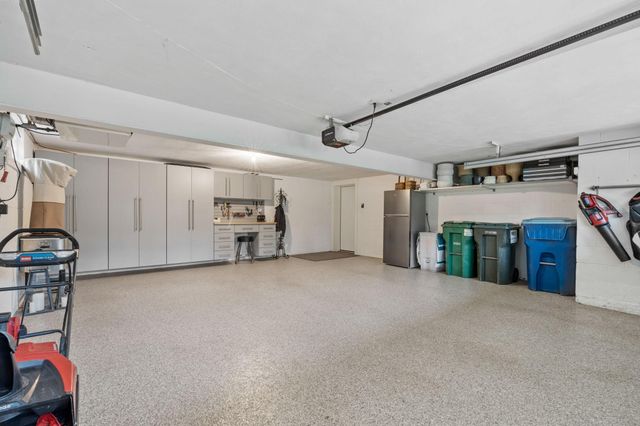 5234 Hollywood Road, Edina, MN 55436