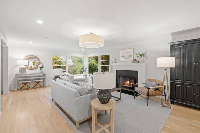5234 Hollywood Road, Edina, MN 55436