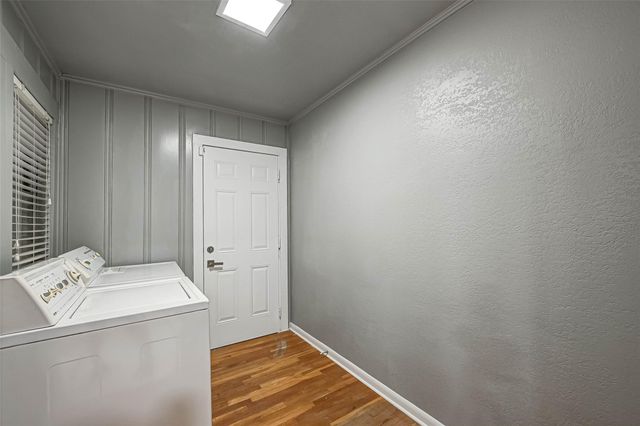1905 Coulcrest Drive, Houston, TX 77055