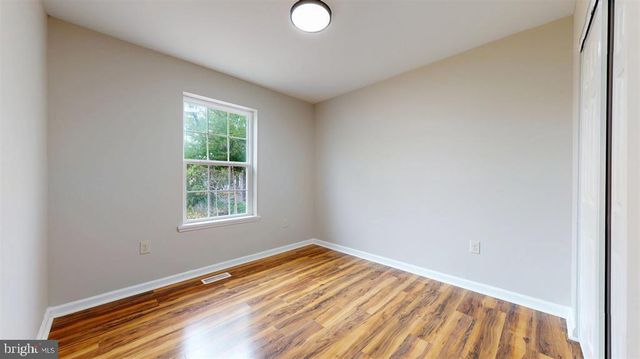 5609 BRIARWOOD DR, Millville, NJ 08332
