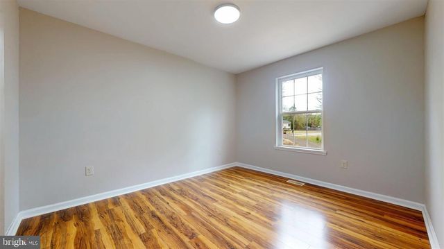 5609 BRIARWOOD DR, Millville, NJ 08332