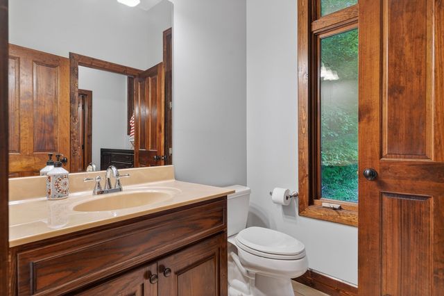 2304 Backbone Rd, Sparta, TN 38583