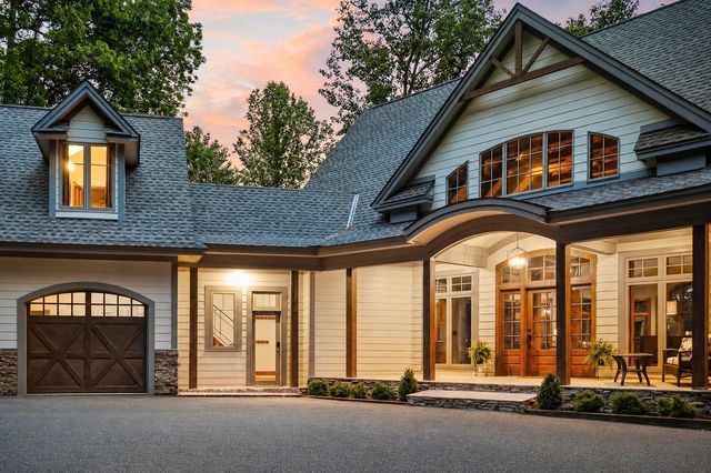 2304 Backbone Rd, Sparta, TN 38583