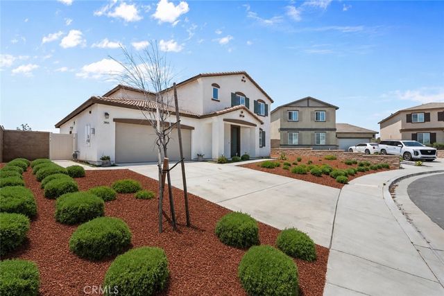 3895 W Bodega Way, San Bernardino, CA 92407