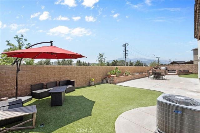 3895 W Bodega Way, San Bernardino, CA 92407