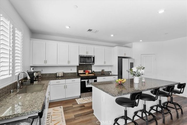 3895 W Bodega Way, San Bernardino, CA 92407