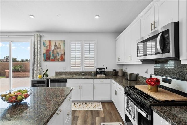 3895 W Bodega Way, San Bernardino, CA 92407