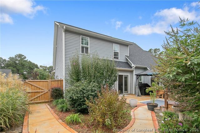 522 Hammond Farm Road, Hope Mills, NC 28348